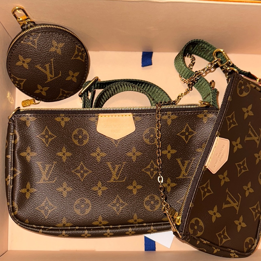 COPY - Louis Vuitton Multi Pochette